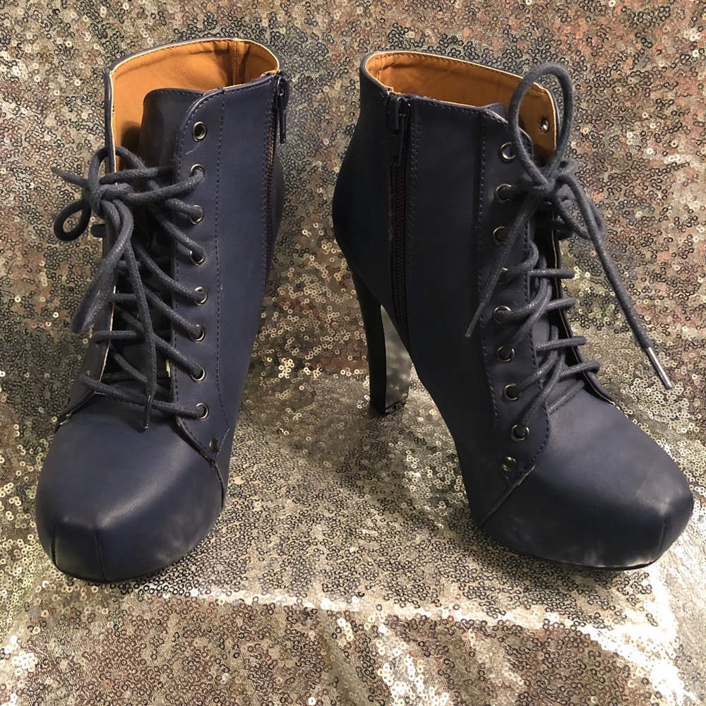 Navy blue booties.
